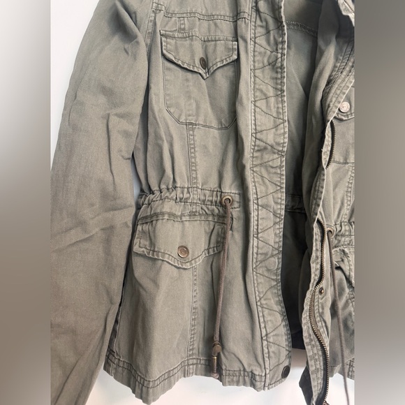 Aeropostale Olive Green Jacket with Label Detail - Picture 3 of 5